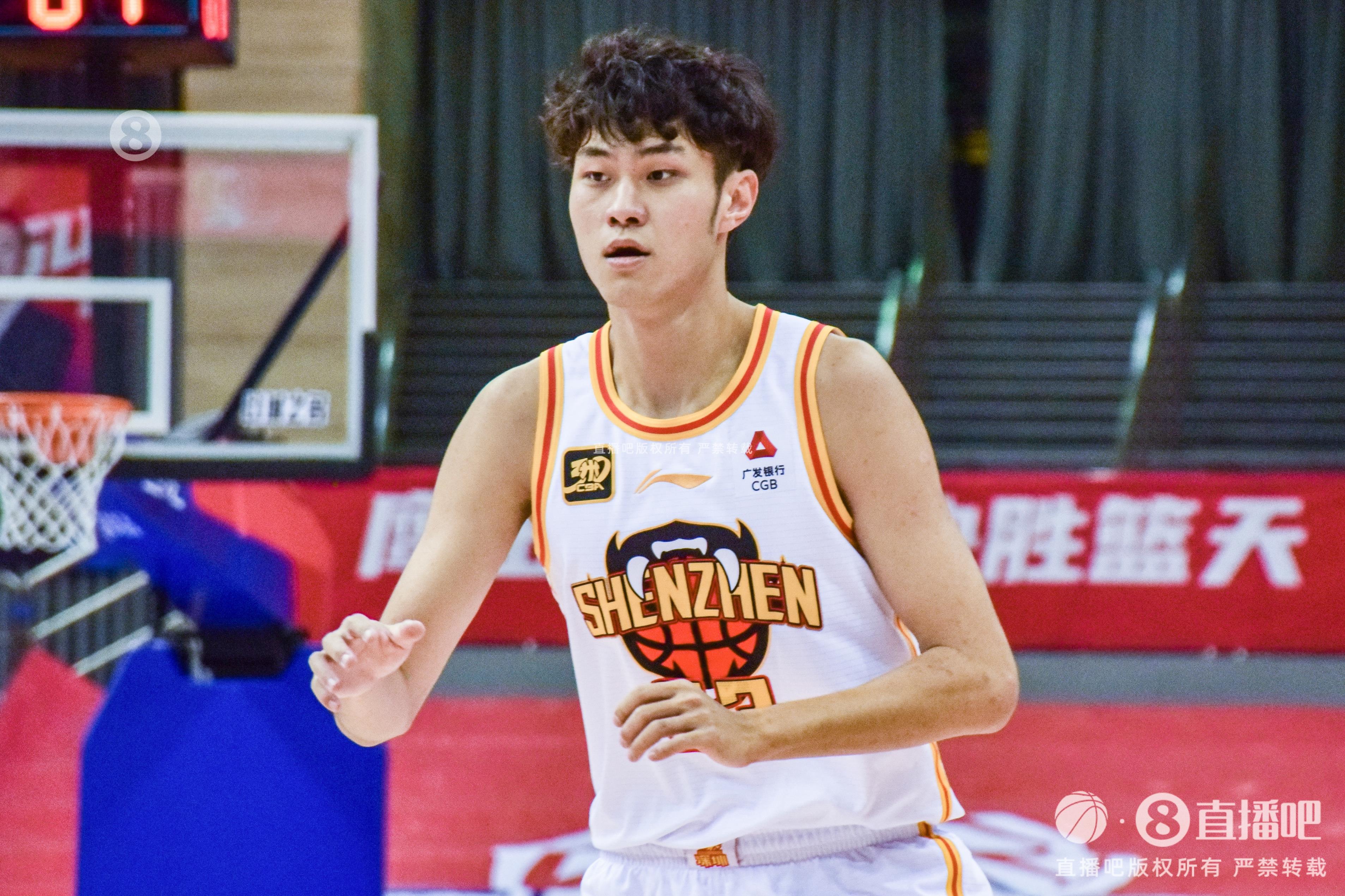 表現(xiàn)出色！王浩然14中7拿到20分3板6助2斷 正負(fù)值+30